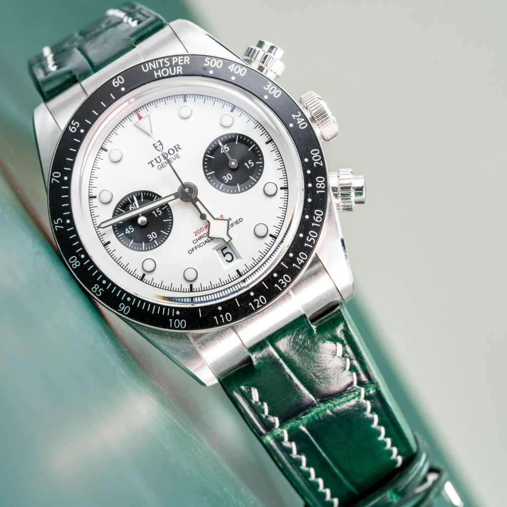 hunter-green-alligator-leather-strap-for-tudor-black-bay-watch.png