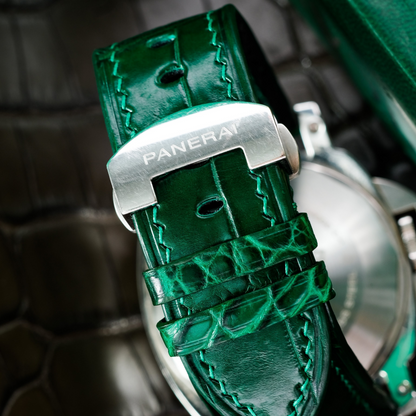 hunter-green-alligator-leather-watch-strap-for-Panerai-Luminor-backside.png