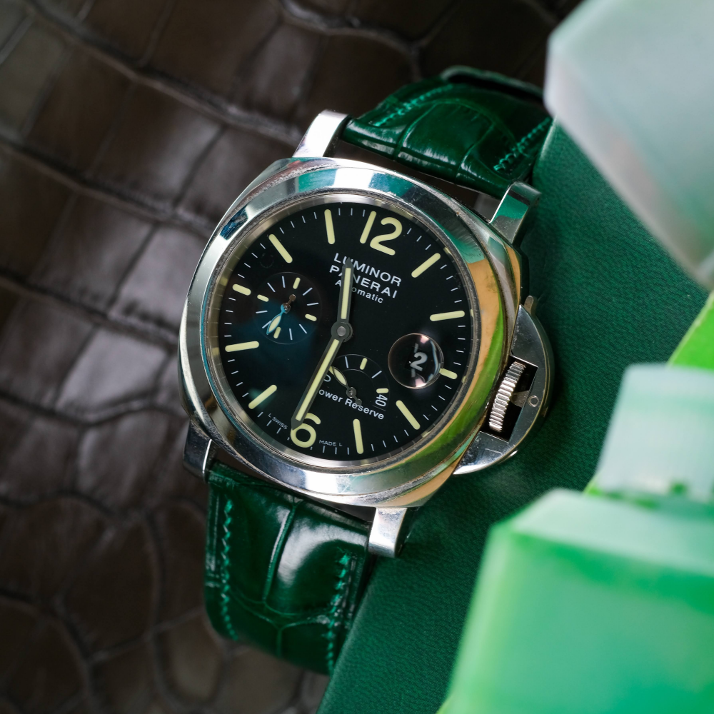 hunter-green-alligator-leather-watch-strap-for-Panerai-Luminor.png