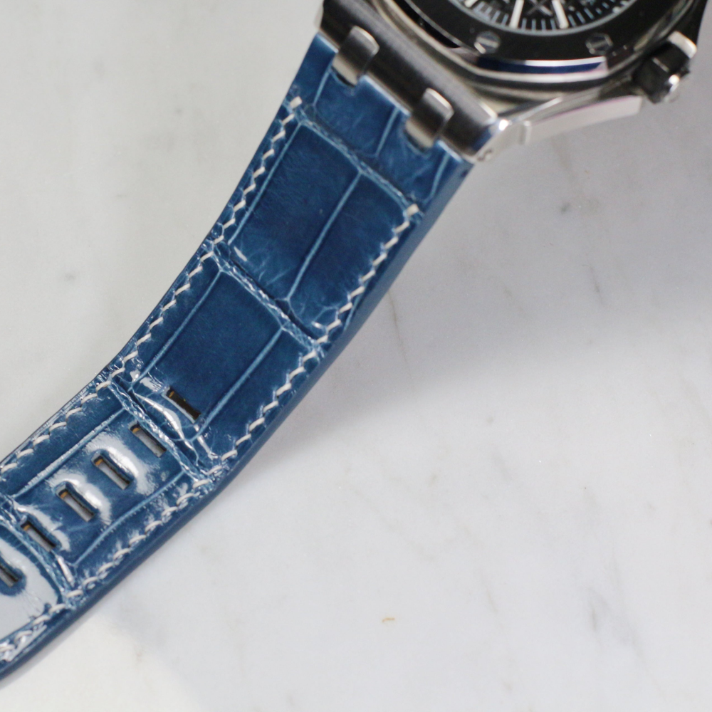 icy-blue-alligator-leather-strap-for-ap-royal-oak-shore-42mm-leather.png