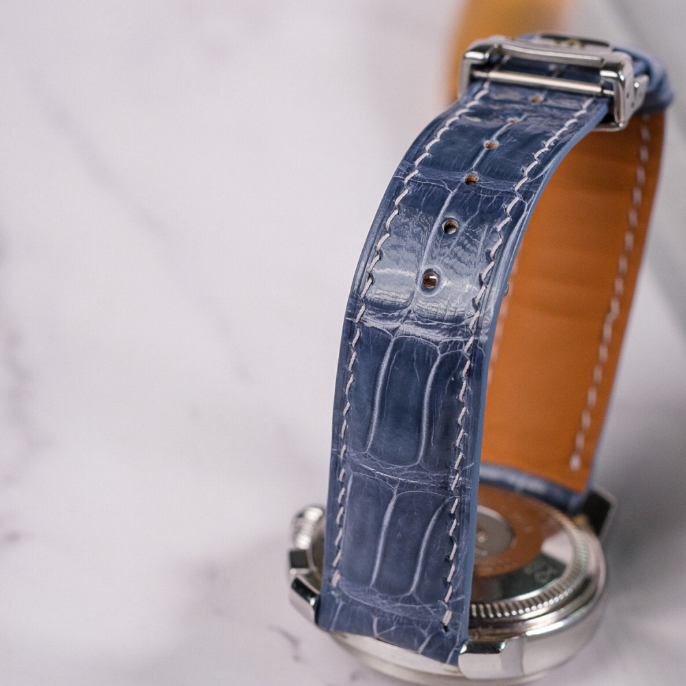 icy-blue-alligator-leather-strap-for-baume-mercier-capeland-lining.png