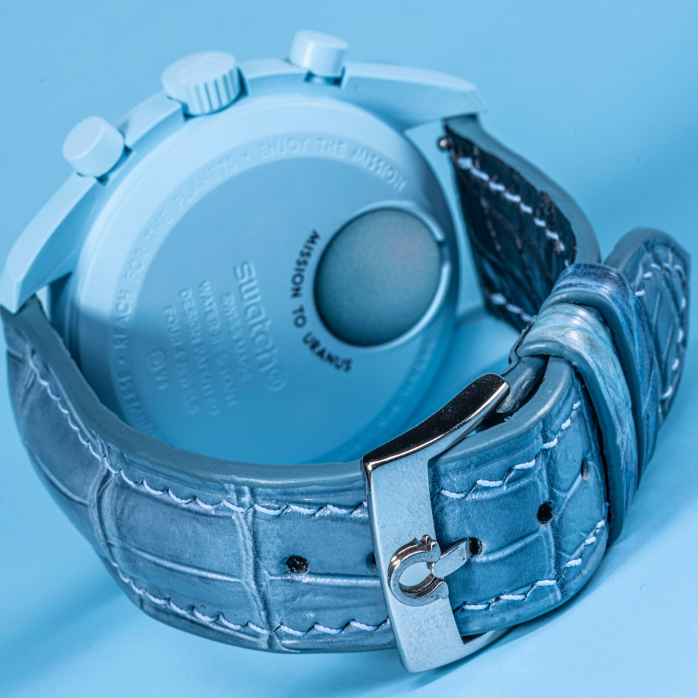 icy-blue-alligator-leather-strap-for-omega-swatch-x-omega-uranus-speedmaster-backside.png