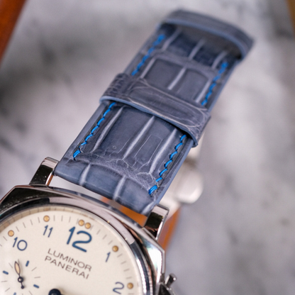 icy-blue-alligator-leather-watch-strap-for-Panerai-Luminor-lug.png