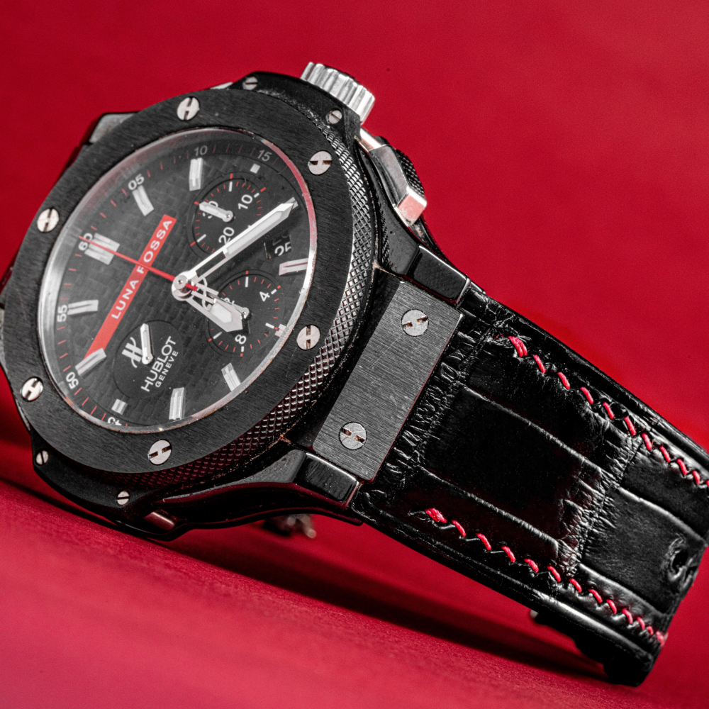 jet-black-alligator-leather-strap-for-Hublot-big-bang-on-watch.png