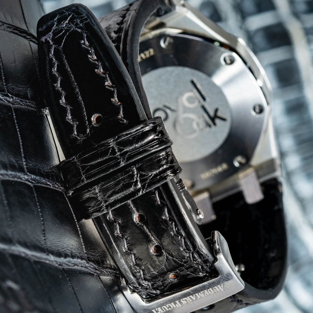 jet-black-alligator-leather-strap-for-ap-ladies-backside.png