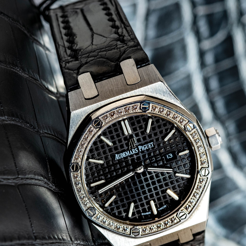 jet-black-alligator-leather-strap-for-ap-ladies-watch.png