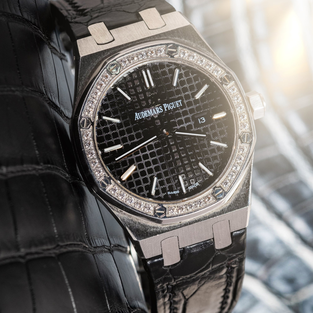 jet-black-alligator-leather-strap-for-ap-ladies.png