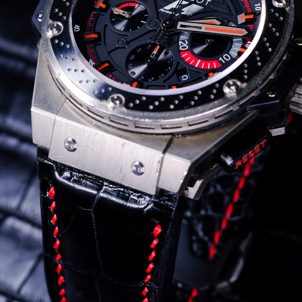 jet-black-alligator-leather-strap-for-hublot-king-power-f1-lug.png