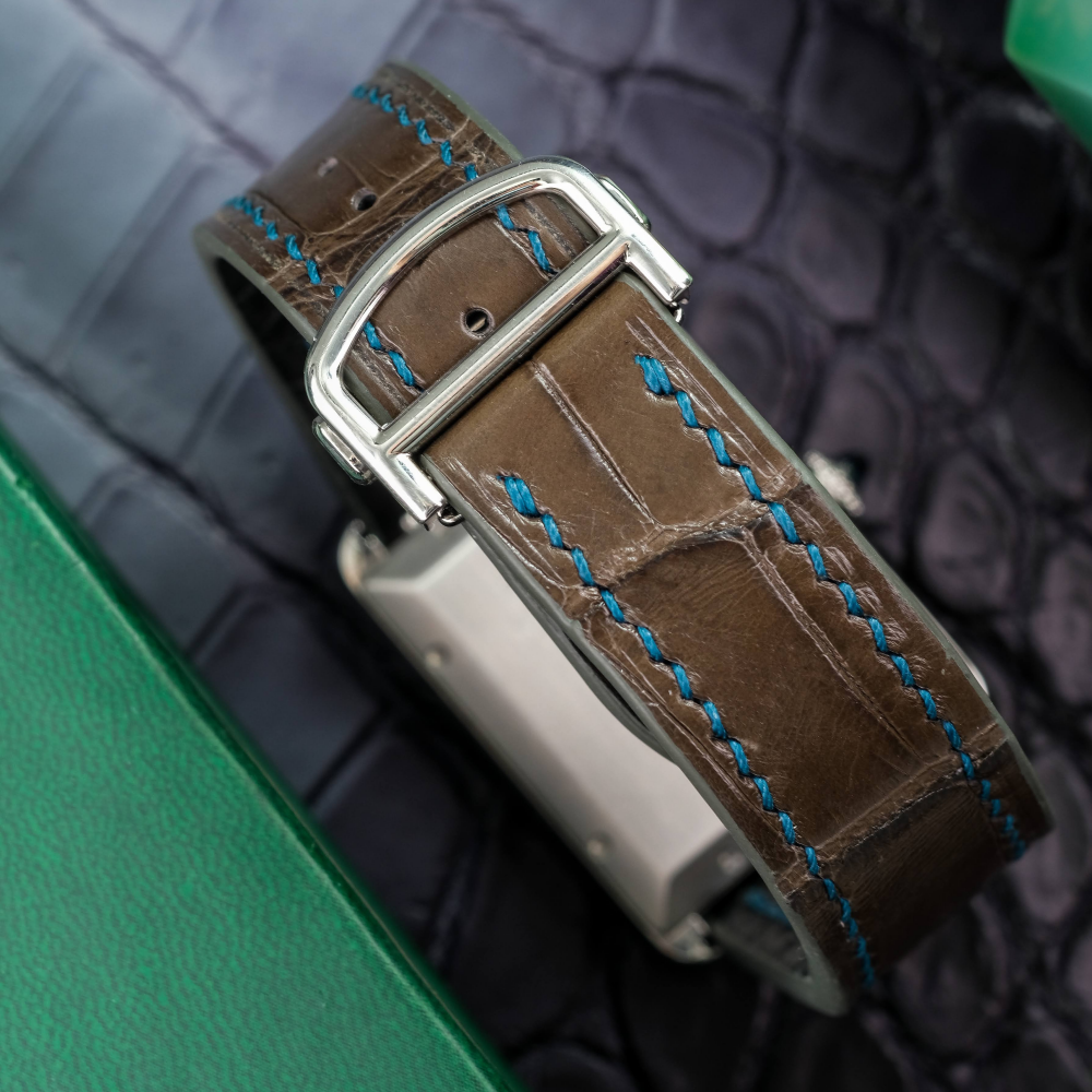 juniper-green-alligator-leather-strap-for-cartier-tank-backside.png