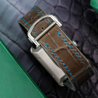 juniper-green-alligator-leather-strap-for-cartier-tank-backside.png