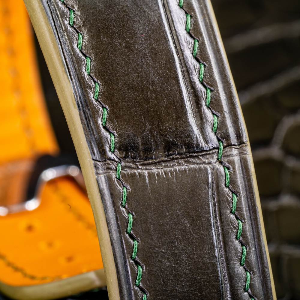 juniper-green-alligator-leather-strap-for-hublot-classic-fusion-automatic-stitching.png