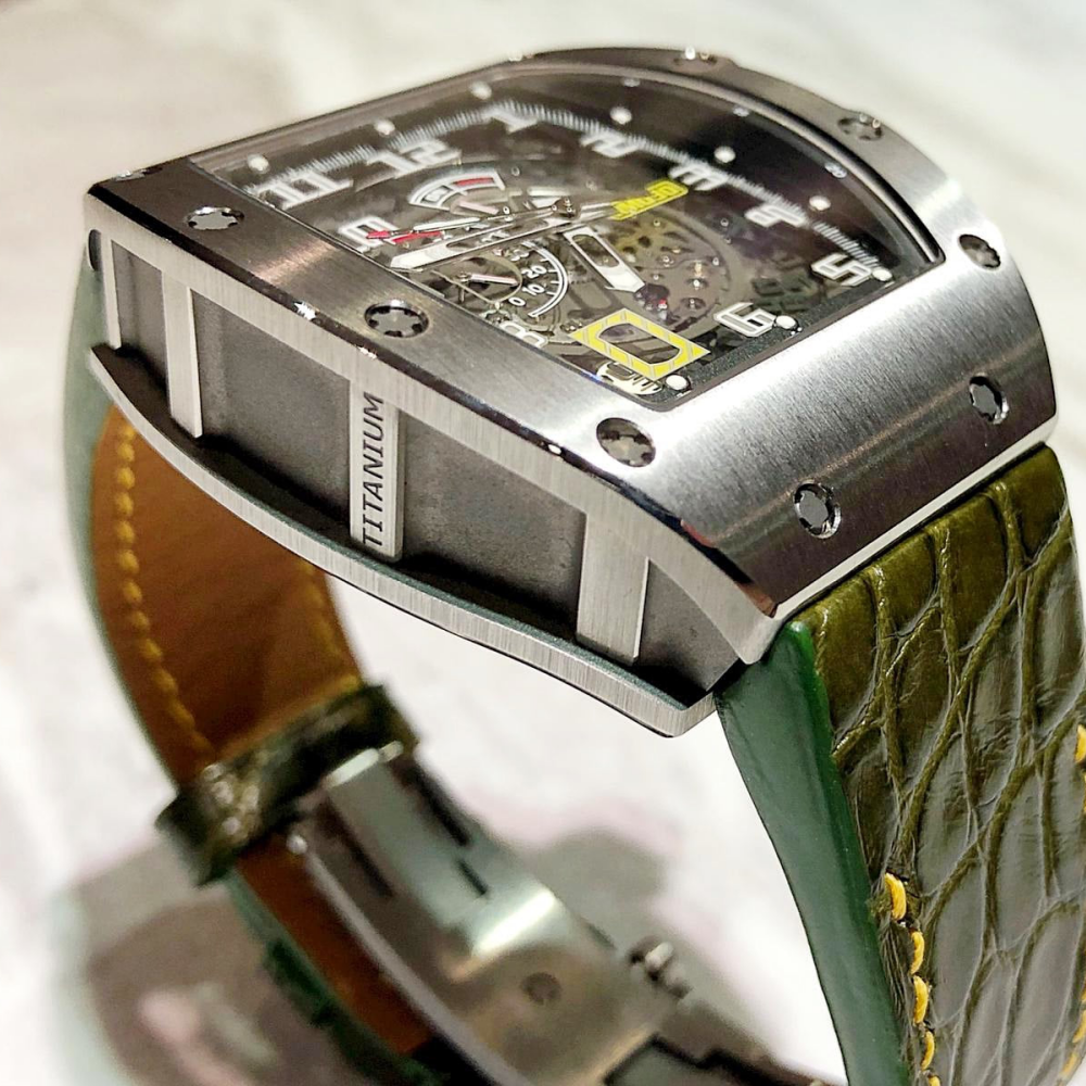 juniper-green-alligator-leather-strap-for-richard-mille-RM010-lug.png