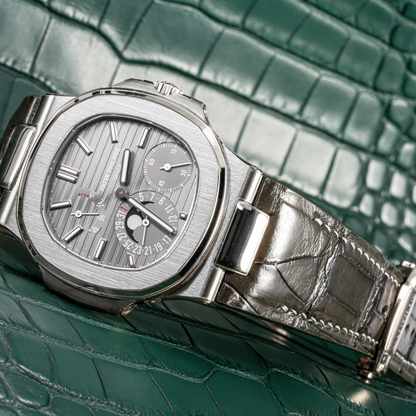 juniper-green-alligator-leather-watch-strap-for-Patek-Philippe-Nautilus-5712g.png