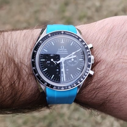 light-blue-FKM-rubber-strap-for-omega-speedmaster-on-hand.png