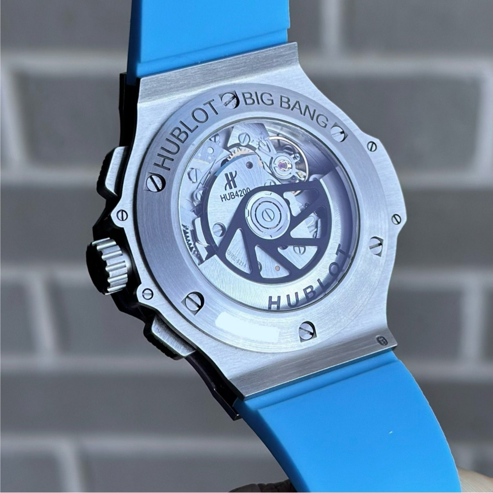 light-blue-rubber-strap-for-hublot-big-bang-44mm-on-watch-backside.png