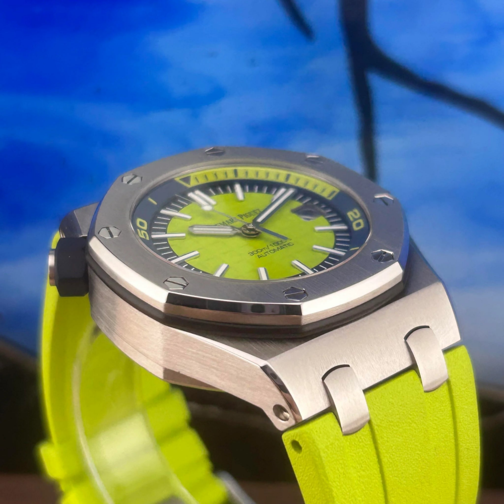 lime-green-rubber-strap-for-all-ap-offshore-42mm-on-watch.png