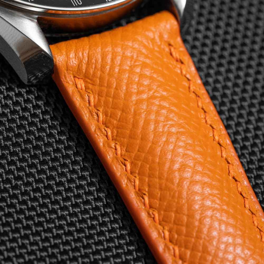 mandarin-epsom-calfskin-strap-for-omegaspeedmaster-detail.png
