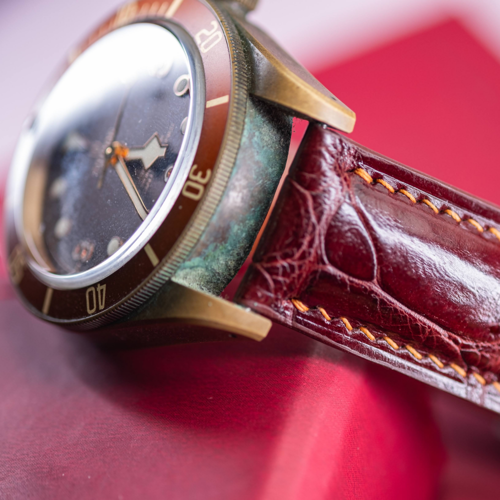 maroon-red-alligator-leather-strap-for-tudor-black-bay-lug.png