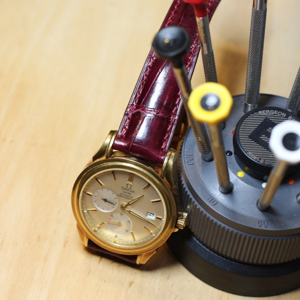 maroon-red-alligator-watch-strap-for-omega-De-Ville-watch.png