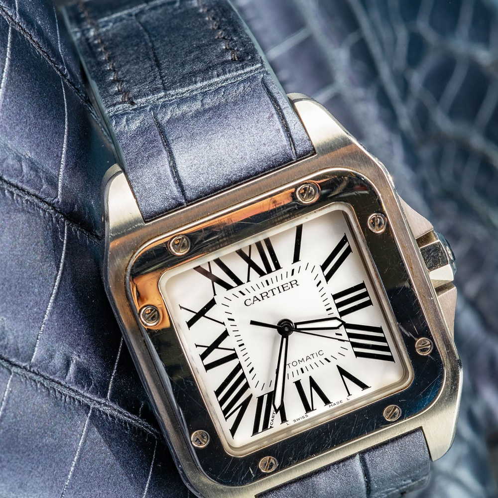 metallic-black-alligator-leather-srap-cartier-santos-100-lug.png