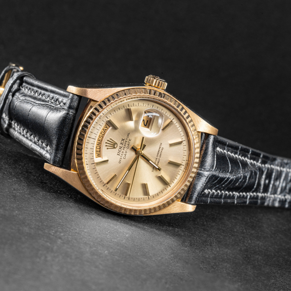 metallic-black-alligator-leather-strap-Rolex-day-date.png
