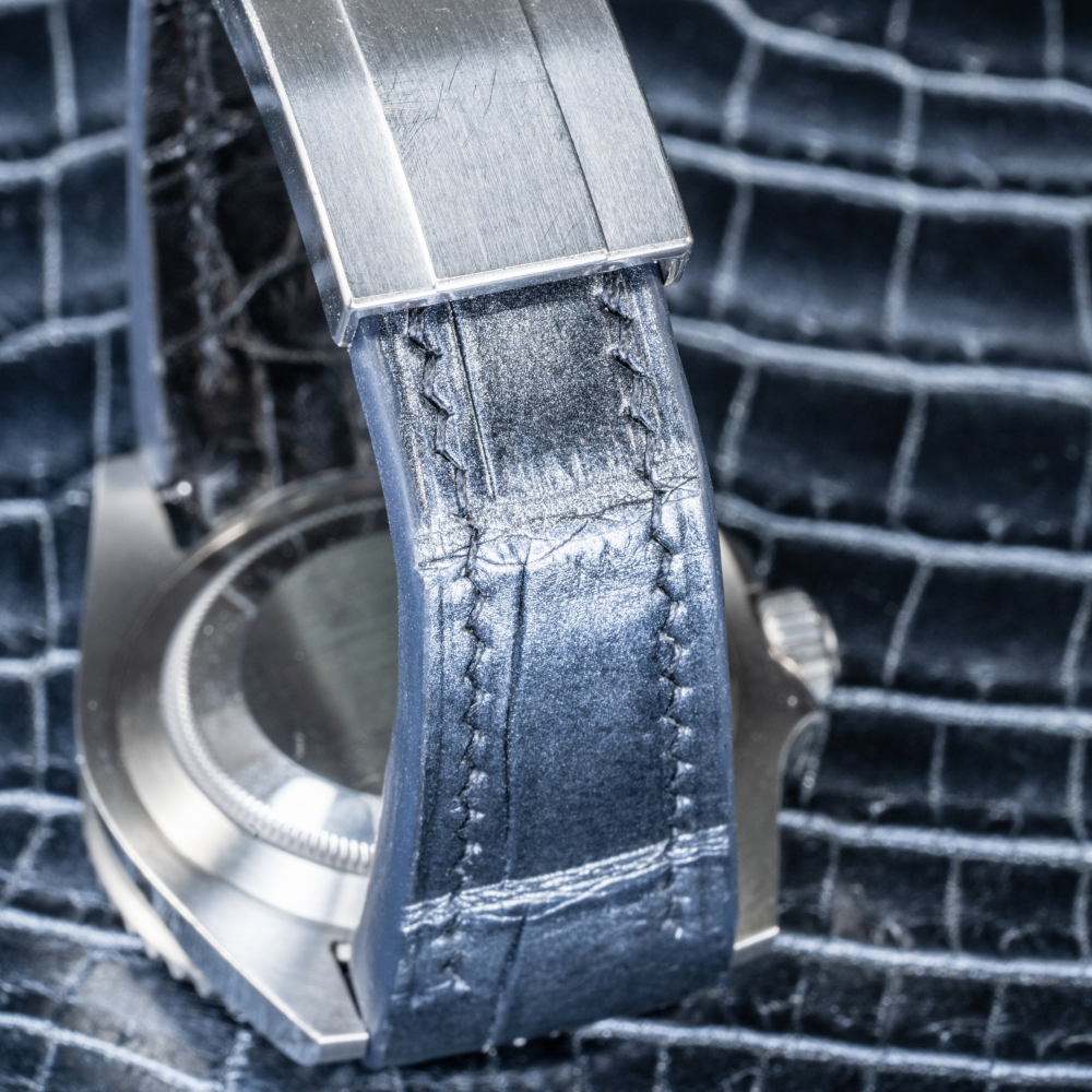 metallic-black-alligator-leather-strap-for-rolex-submariner-40mm-backside.png