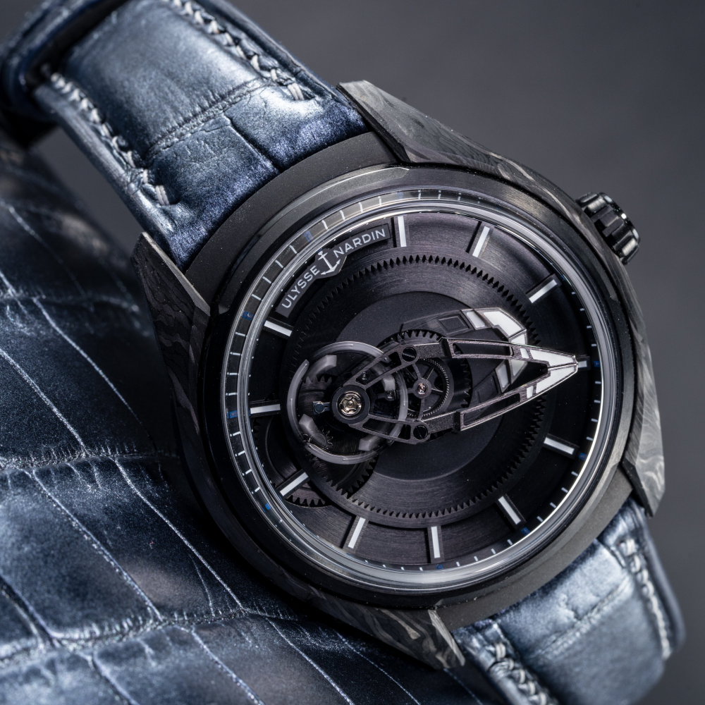 metallic-black-alligator-leather-strap-for-ulysse-nardin-watch.png