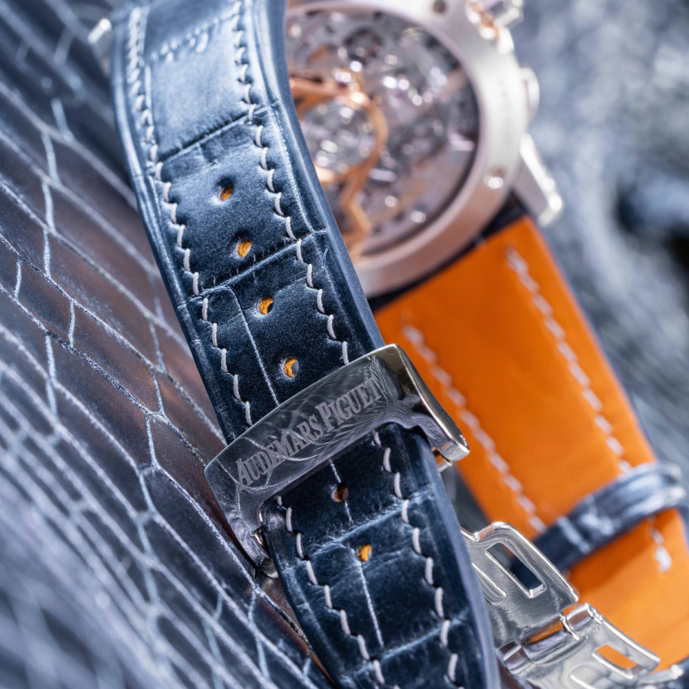 metallic-black-alligtor-leather-strap-for-ap-code-11-59-lining.png