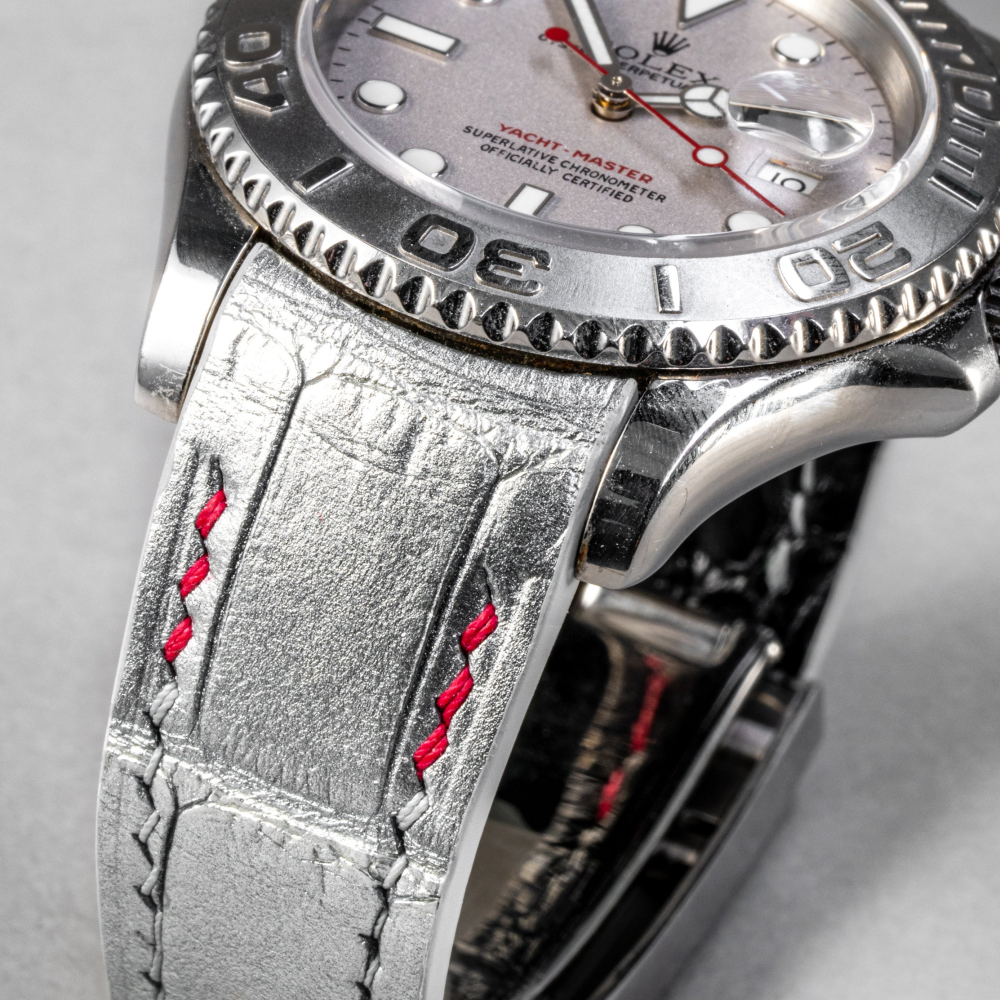 metallic-silver--alligator-leather-strap-for-rolex-yacht-master-40mm-red-silver-stitching-lug.png