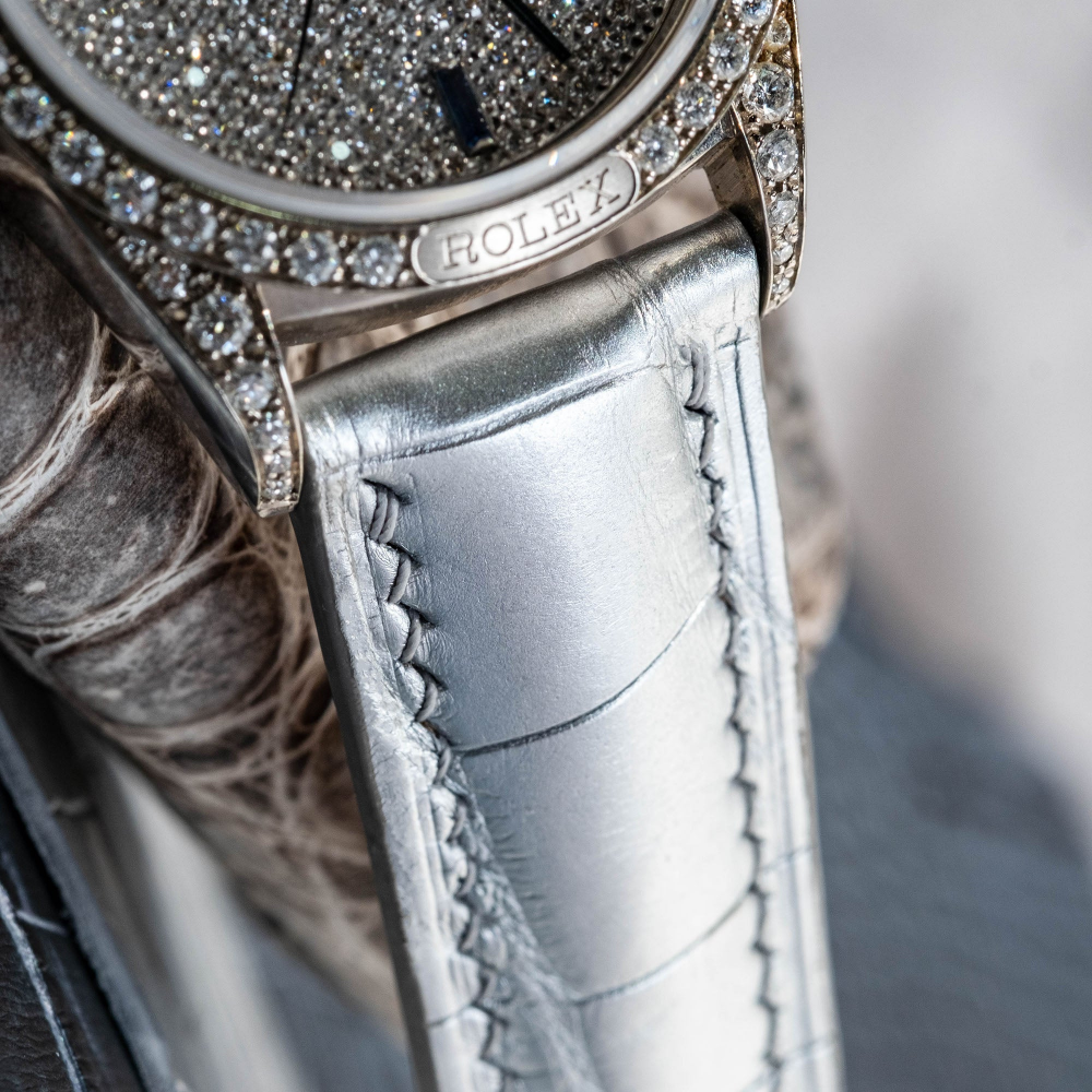 metallic-silver-alligator-leather-watch-strap-for-Rolex-Datejust-41mm-lug.png