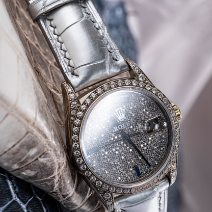 metallic-silver-alligator-leather-watch-strap-for-Rolex-Datejust-41mm-on-watch.png