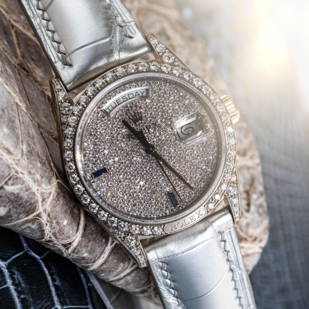 metallic-silver-alligator-leather-watch-strap-for-Rolex-Datejust-41mm.png