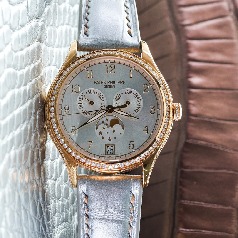 metallic-silver-alligator-strap-for-patek-philippe-complications-annual-calendar-4948g.png