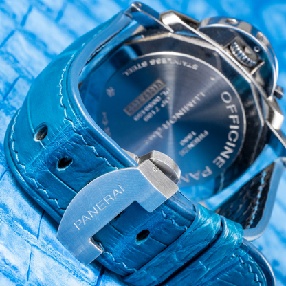 miame-Blue-alligator-leather-watch-strap-for-Panerai-Luminor-backside.png