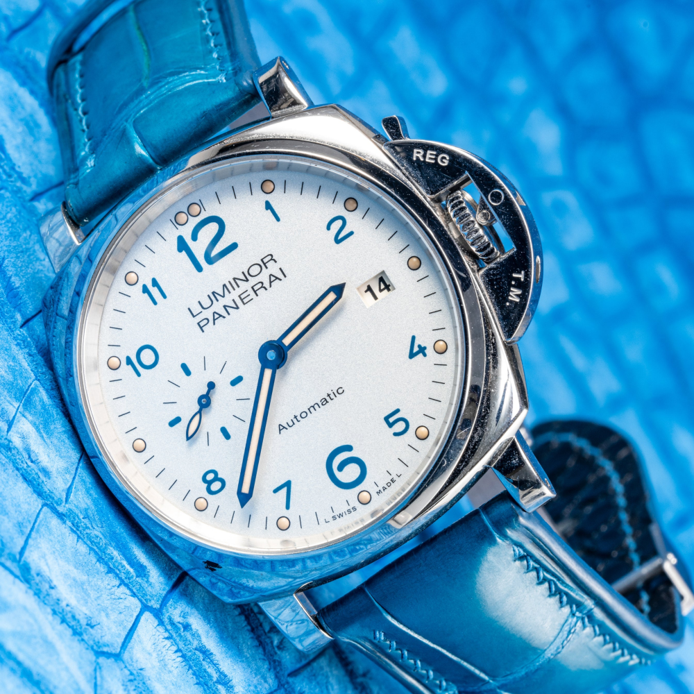 miame-Blue-alligator-leather-watch-strap-for-Panerai-Luminor.png