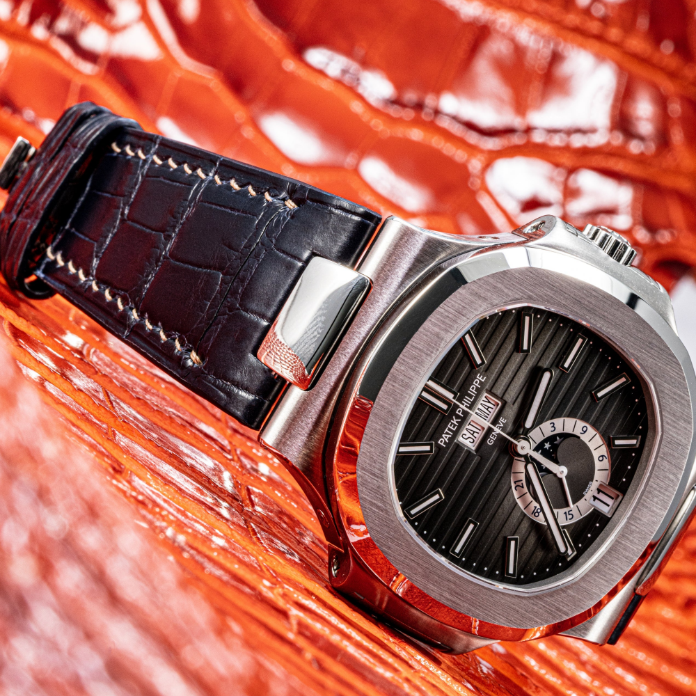 midnight-blue-alligator-leather-watch-strap-for-Patek-Philippe-Nautilus-5712g-watch.png