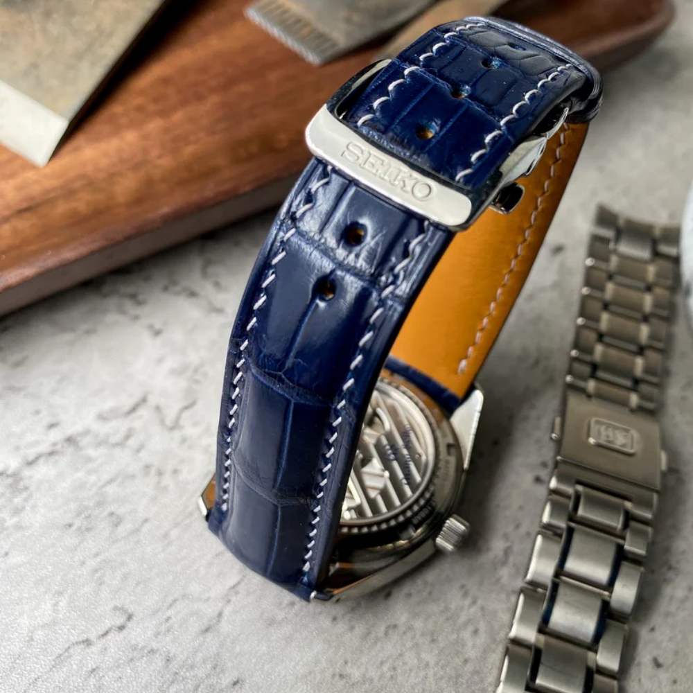 navy-blue-alligator-leather-strap-for-grand-seiko-spring-drive-backside.png