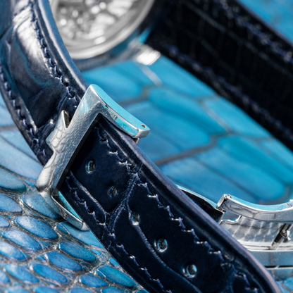 navy-blue-alligator-leather-strap-for-vacheron-constantin-calendar-detail.png
