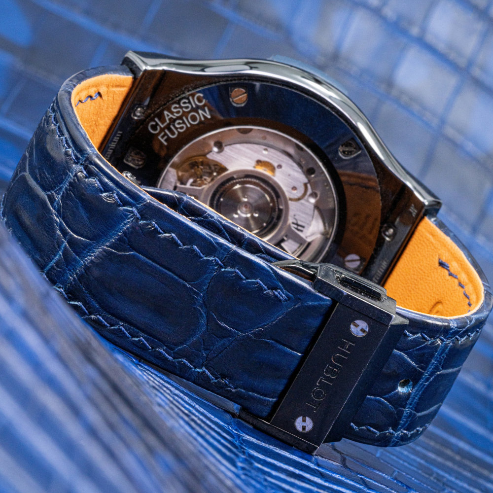 navy-blue-alligator-leather-watch-strap-for-Hublot-classic-fusion-lining.png