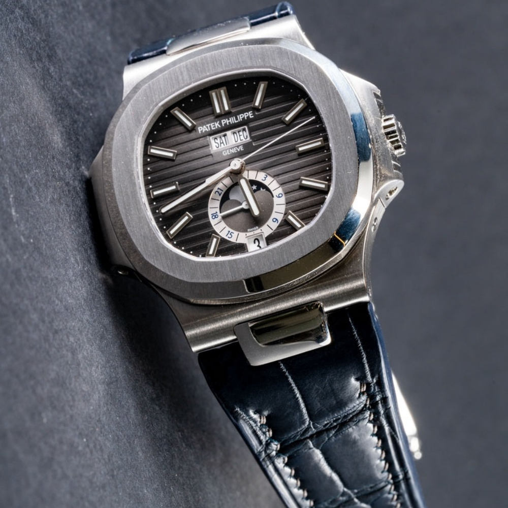 navy-blue-alligator-leather-watch-strap-for-Patek-Philippe-Nautilus-5726a-watch.png