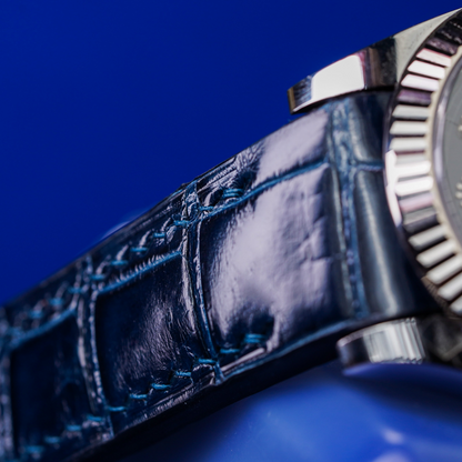 navy-blue-alligator-leather-watch-strap-for-Rolex-Datejust-electric-blue-stitching-detail.png