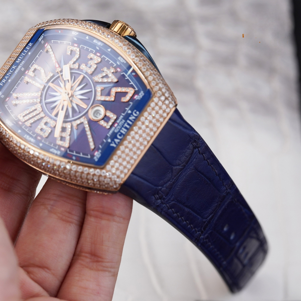 navy-blue-alligator-leather-watch-strap-for-frank-muller-vanguard-show-on-hand.png