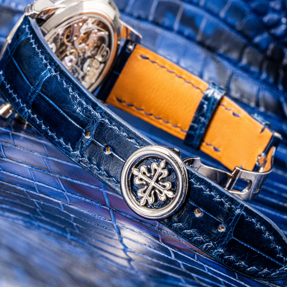 navy-blue-alligator-strap-for-patek-philippe-complications-white-gold-blue-dial-5172g-lining.png