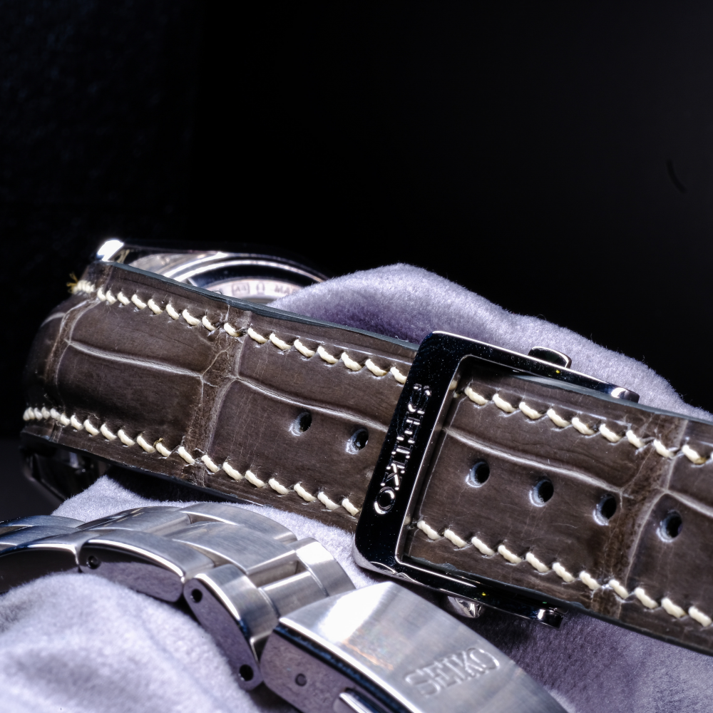 oliver-grey-alligator-leather-strap-for-grand-seiko-sarb-buckle.png