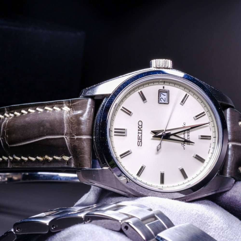 oliver-grey-alligator-leather-strap-for-grand-seiko-sarb-watch.png