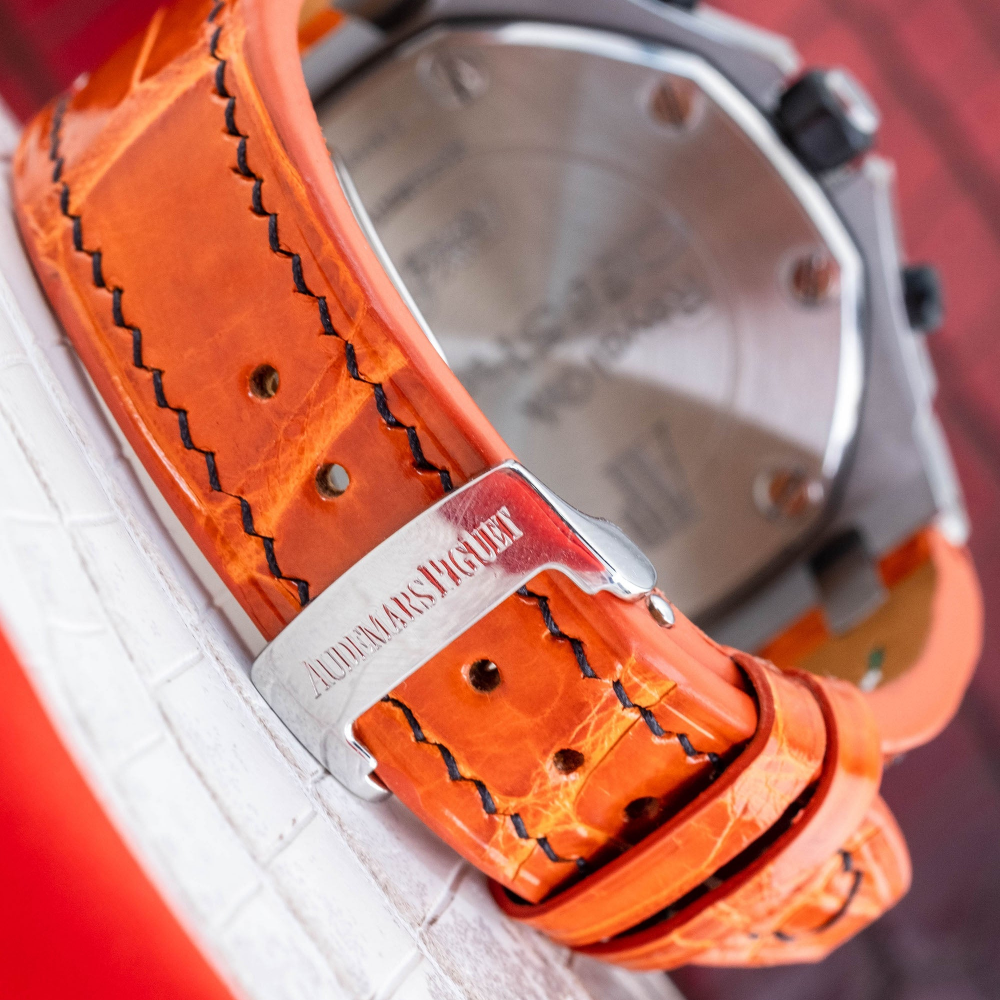 orange-alligator-leather-strap-for-ap-royal-oak-shore-42mm-with-black-stitching-backside.png