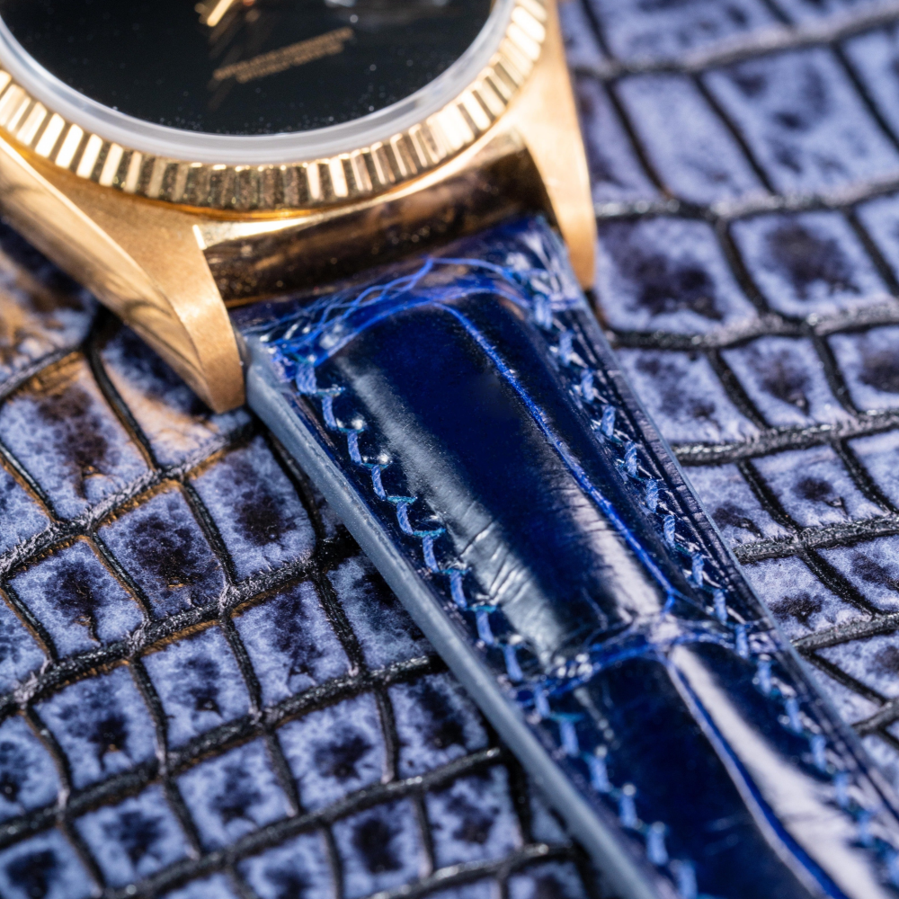 peacock-blue-alligator-leather-strap-Rolex-day-date-lug.png