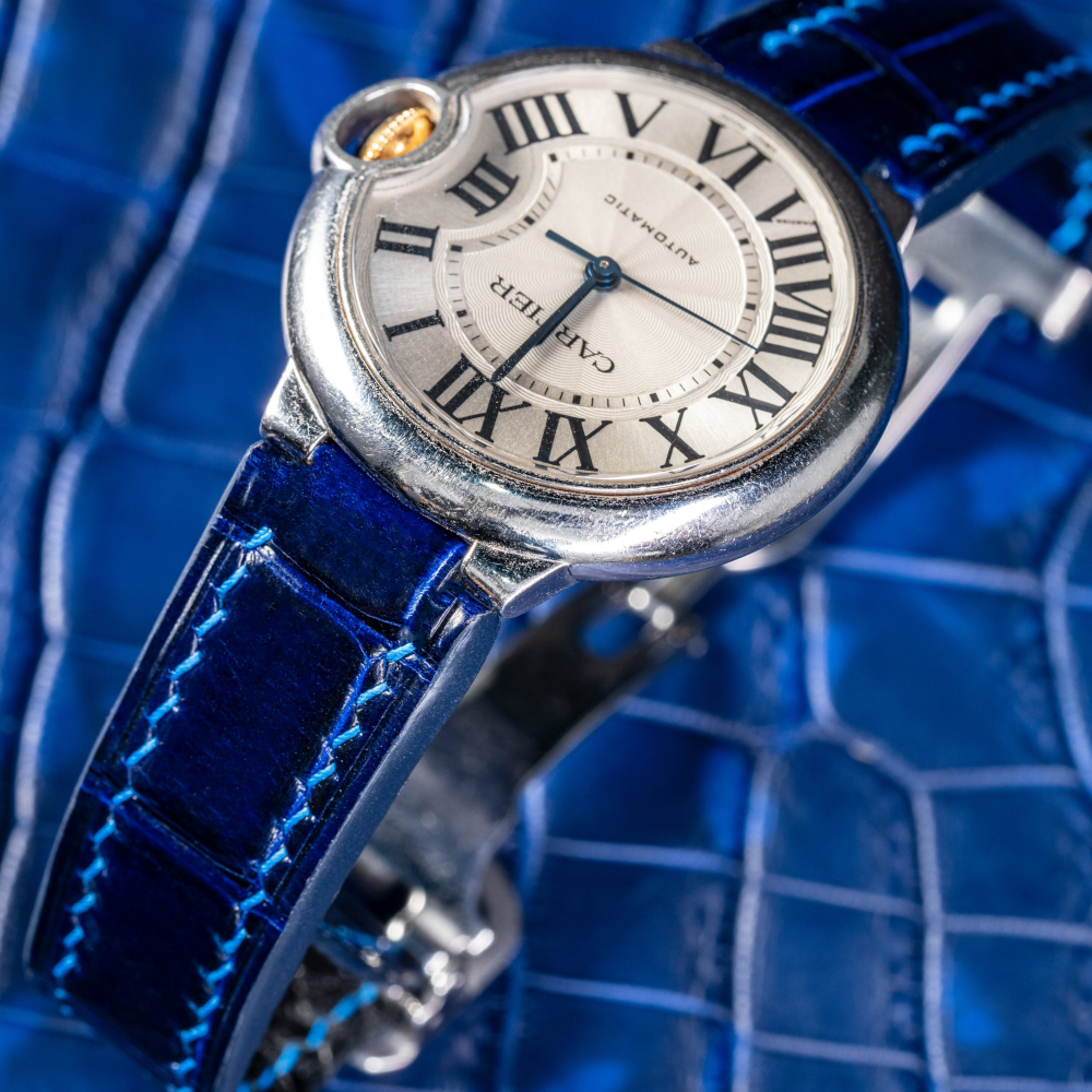 peacock-blue-deployant-alligator-leather-watch-strap-for-cartier-ballon-bleu-Detail.png