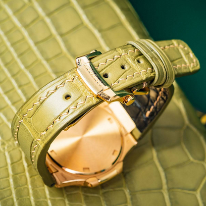 pear-green-alligator-leather-strap-for-patek-philippe-nautilus-7010r-rosegold-lades-black-backside.png