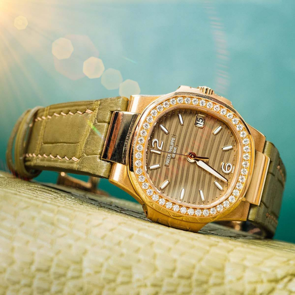 pear-green-alligator-leather-strap-for-patek-philippe-nautilus-7010r-rosegold-lades-black-watch.png
